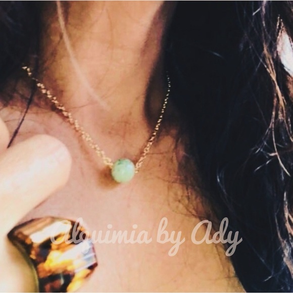 AVENTURINE GOLD PENDANT NECKLACE - Picture 1 of 1